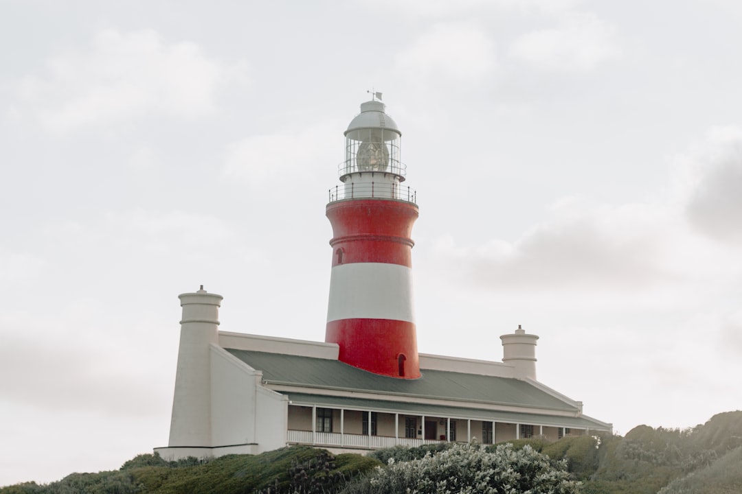 케이프 아굴라스: 아프리카 최남단의 등대 - L'Agulhas | Secret World Trip Planner