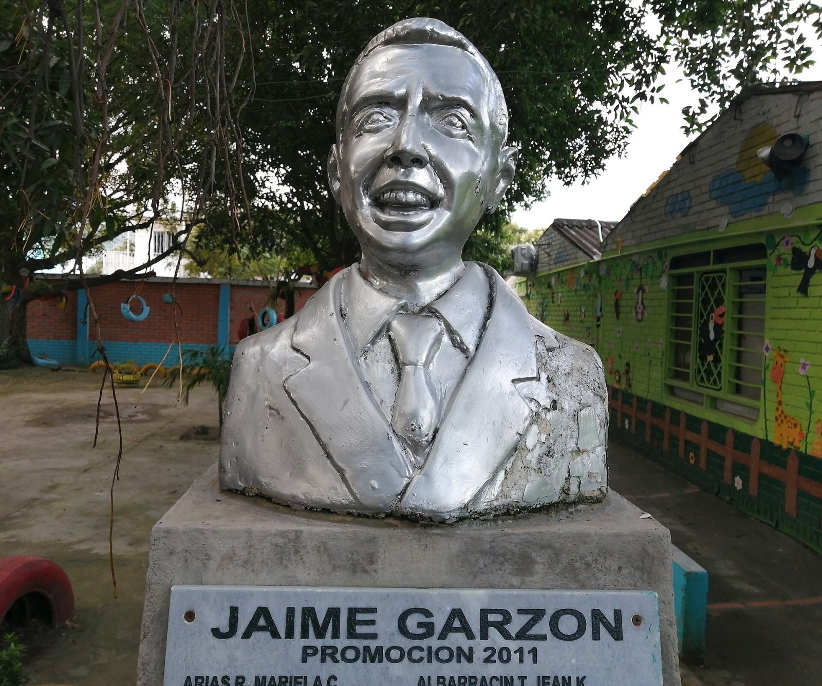 Jaime Garzón: um símbolo da sátira política colombiana - Bogotá | Secret World Trip Planner
