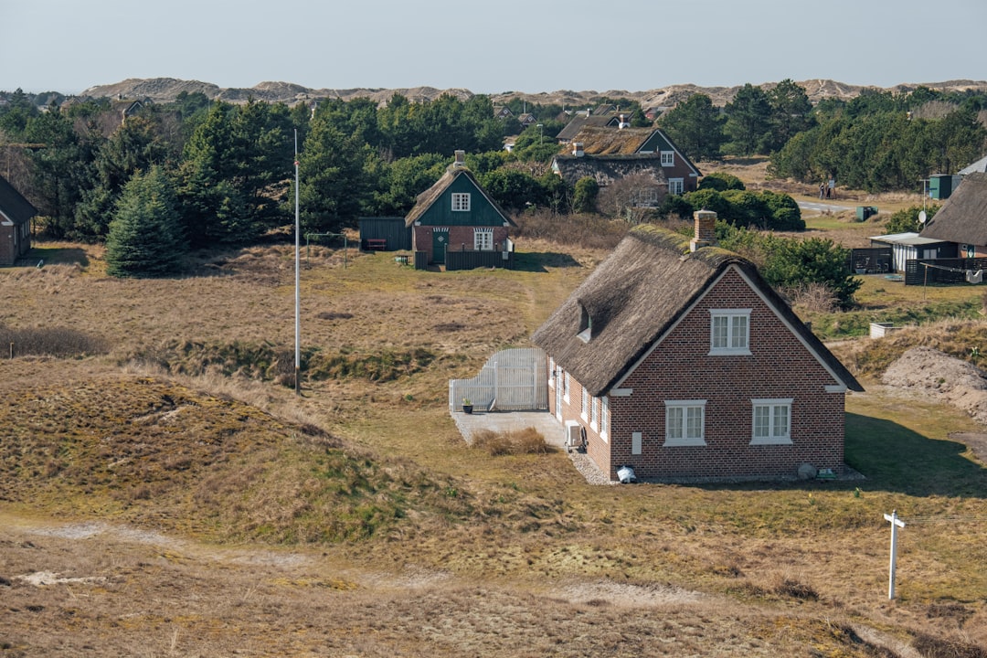 Découvrez Kongehøj : un tumulus historique au Danemark - 507 475 | Secret World Trip Planner