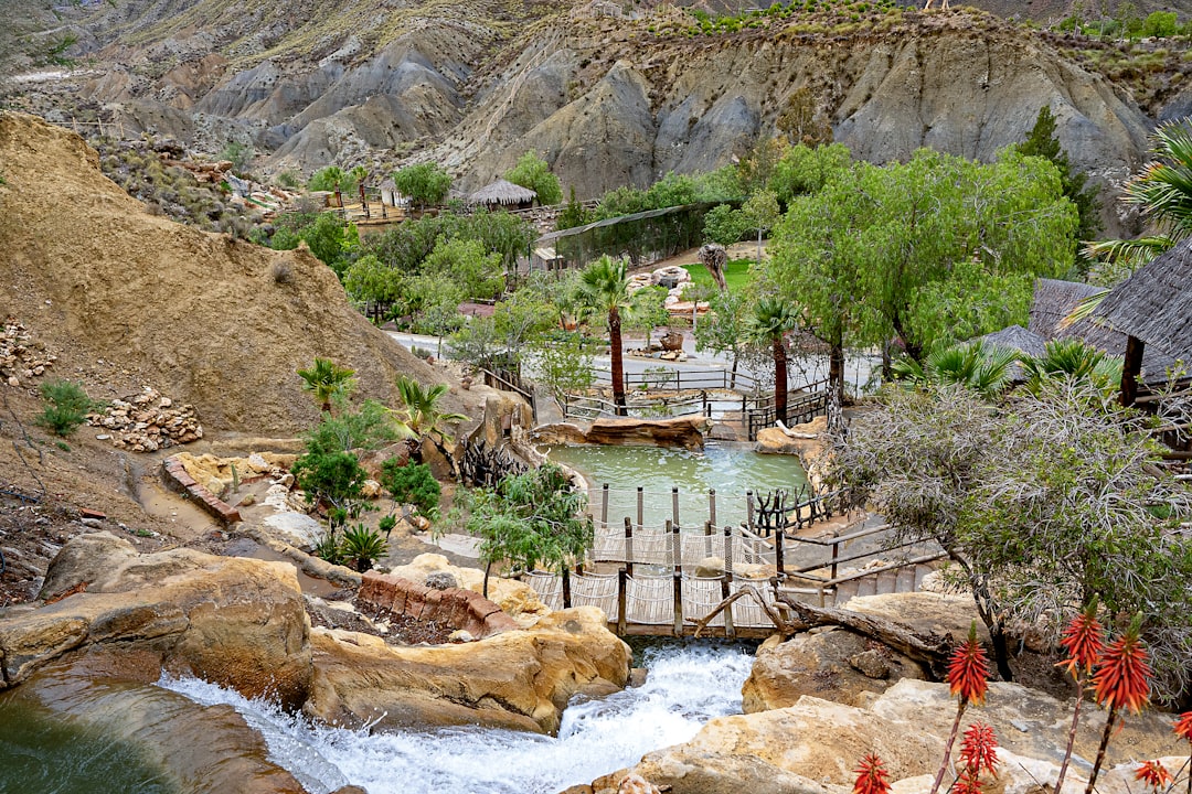 테르마, 이카리아: 에게해의 방사능 온천 - Therma 833 00 | Secret World Trip Planner