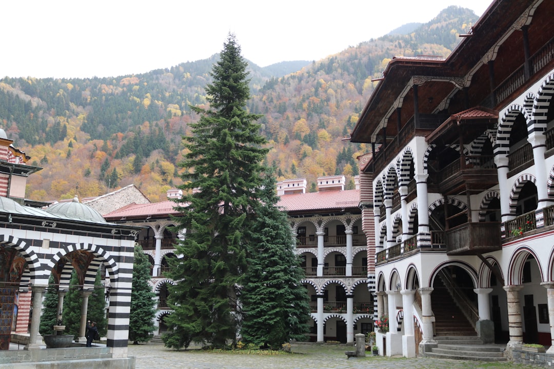 Sentieri nel Parco Naturale del Monastero di Rila - 2630 Rila | Secret World Trip Planner