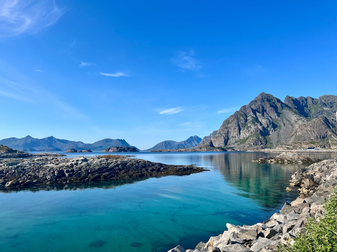 Henningsvær: auroras e natureza selvagem nas Lofoten - Henningsvaer | Secret World Trip Planner