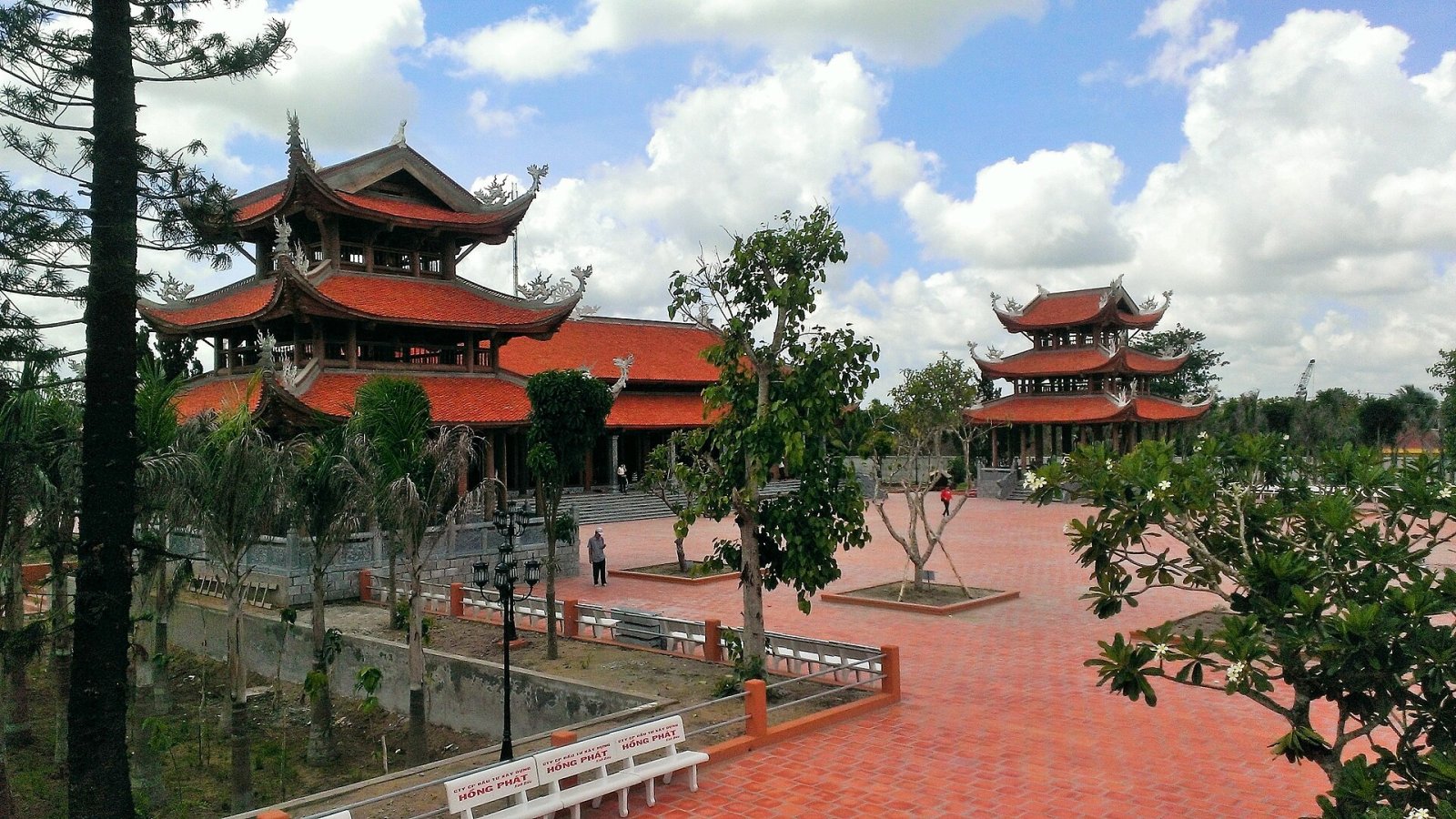 Scopri il Thiền Viện Trúc Lâm: un gioiello spirituale in Vietnam - Xuan Huong - Da Lat | Secret World Trip Planner