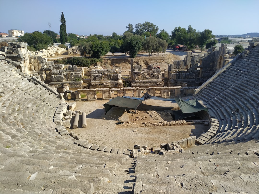 Anfiteatro de El Jem: el Coliseo de Túnez - Route Mahdia | Secret World Trip Planner