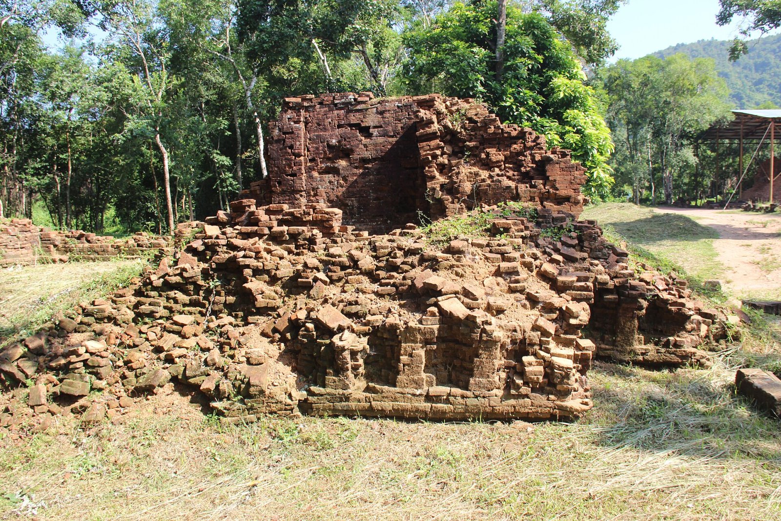 Descubriendo Group F: un rincón de historia en Vietnam - Thu Bồn | Secret World Trip Planner