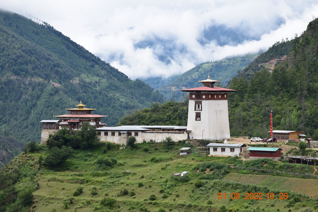 Dzong de Punakha: el monasterio-fortaleza de Bután - HVR7+G62 | Secret World Trip Planner