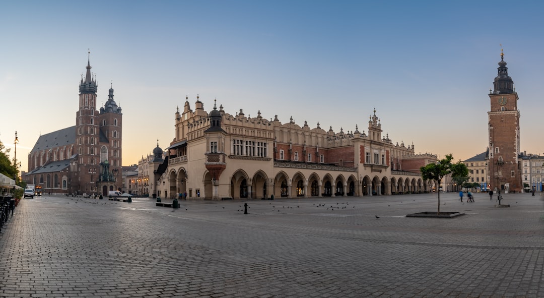 クラクフ歴史博物館:21の歴史的建物 - Rynek Główny 35 | Secret World Trip Planner