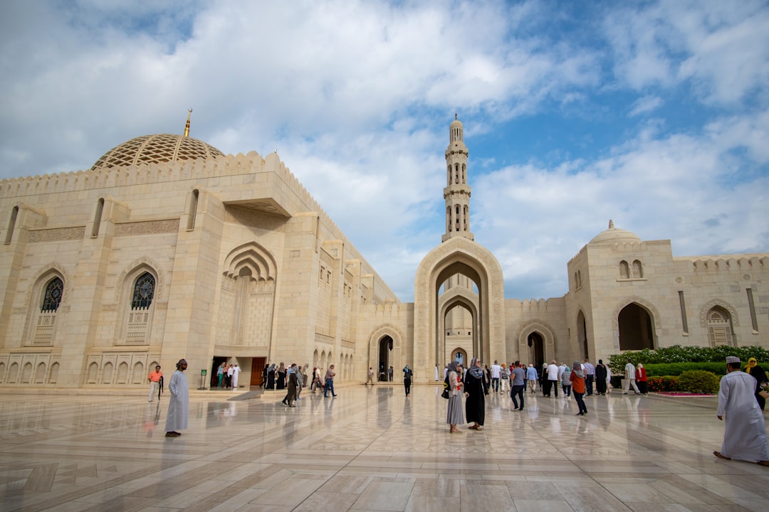 Discover the Mosque in Oman: A Journey into Islamic Culture - Dhiyan Albawareh | Secret World Trip Planner