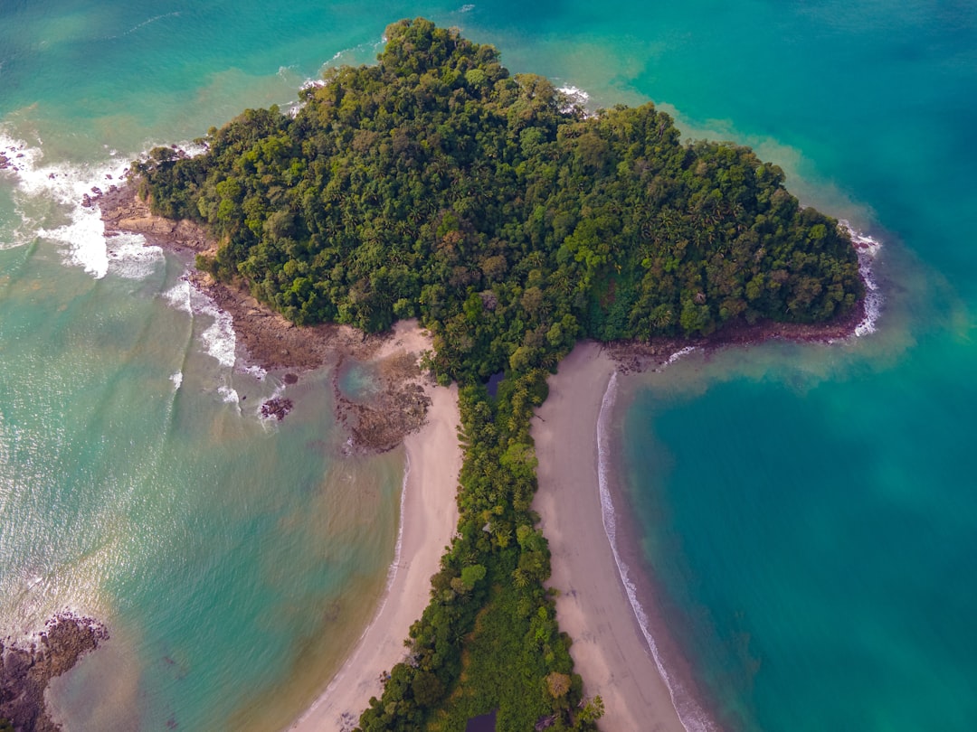 Isla Olocuita: una joya escondida en Costa Rica - Quepos | Secret World Trip Planner