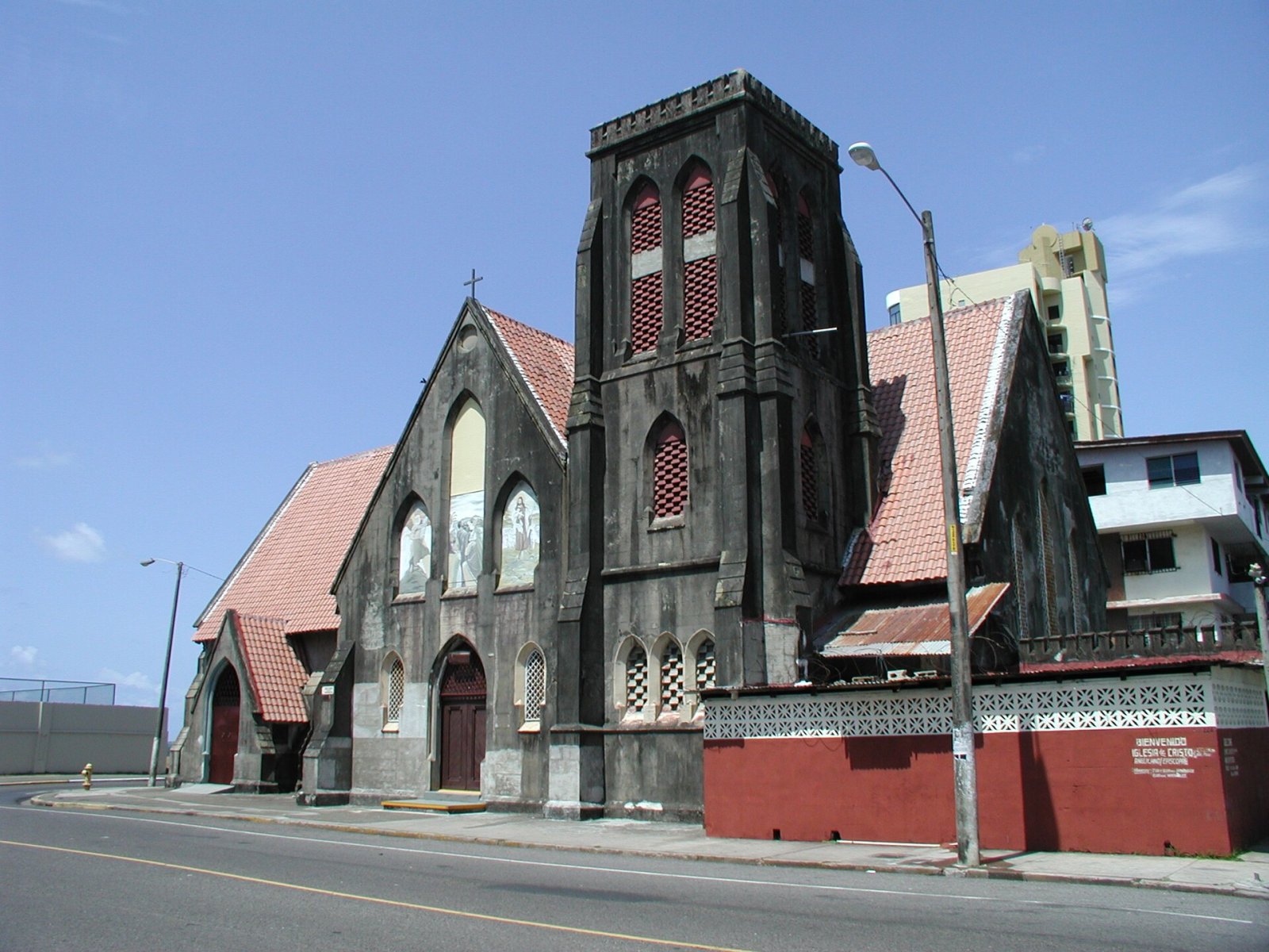 Descubre la Iglesia de Cristo: Una joya cultural en Panamá - El Higo | Secret World Trip Planner