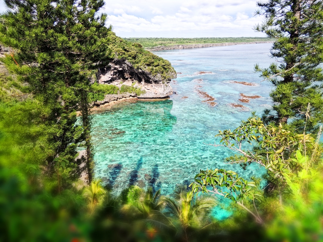 리푸: 맑은 물의 산호섬 - Lifou | Secret World Trip Planner