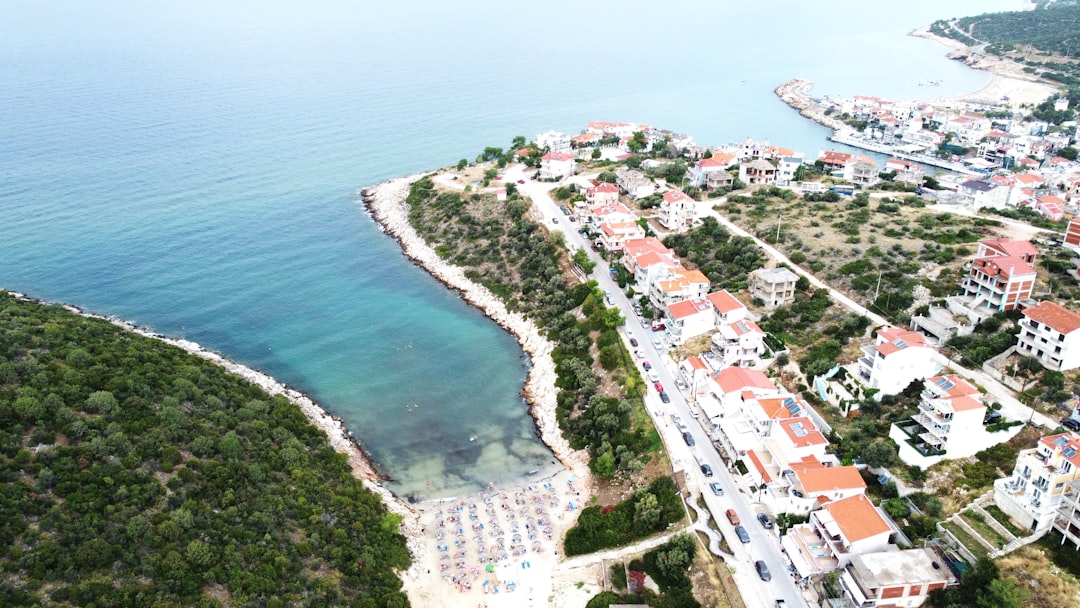 Estate Argyros: Assyrtiko und Vulkan auf Santorini - Episkopi Gonias 847 00 | Secret World Trip Planner