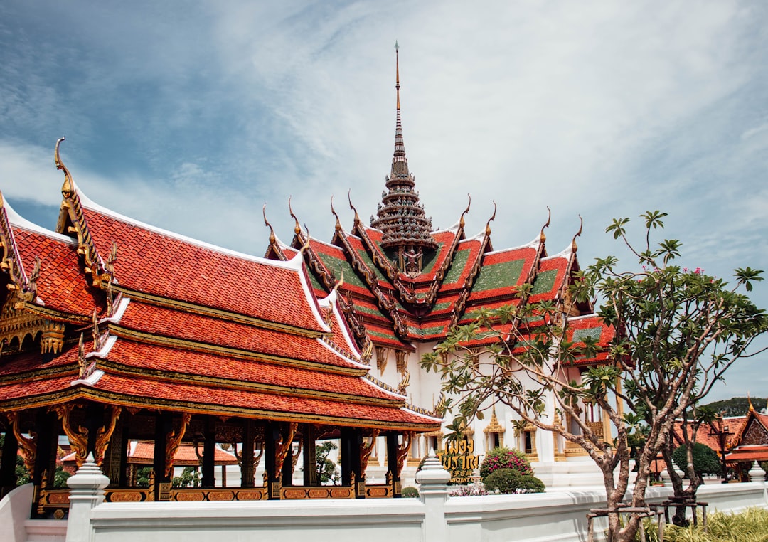 Descubra Chedi: Uma Viagem pela Cultura Tailandesa - Mueang Prachinburi District | Secret World Trip Planner