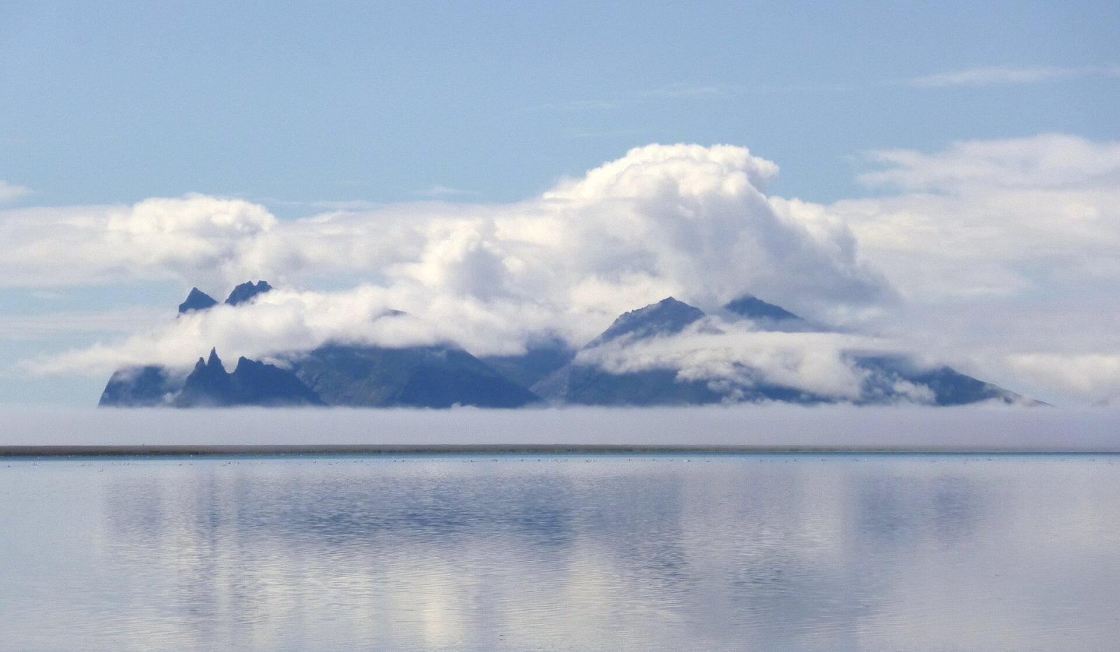 Vestrahorn: Ein Naturjuwel in Island | Secret World Trip Planner
