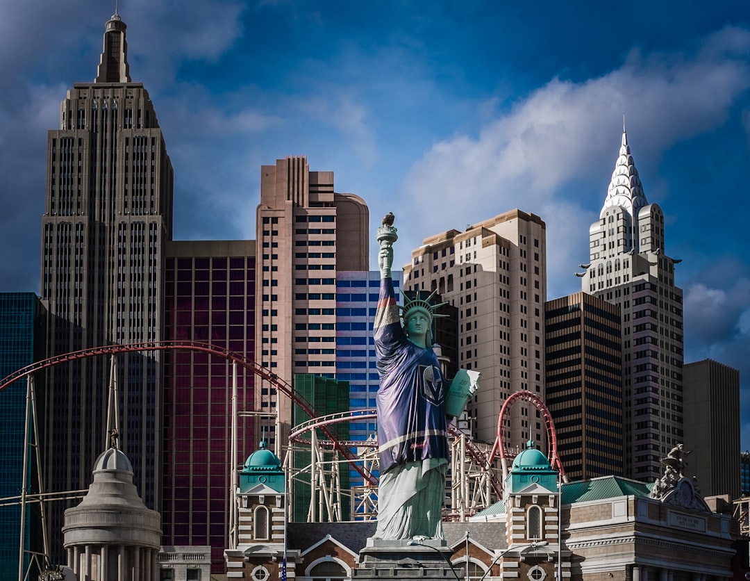 Secret World vs TripIt: Best NYC App for 2026 - New York | Secret World Trip Planner