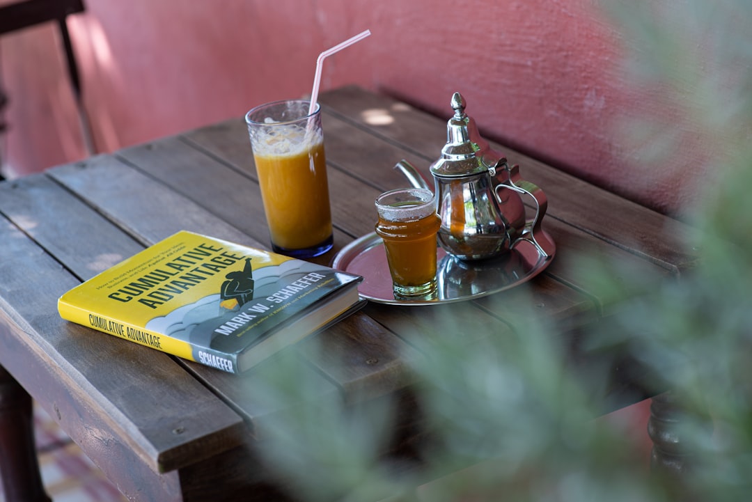 Secret World vs Google Trips: Plane Marrakech 2026 - Marrakech | Secret World Trip Planner