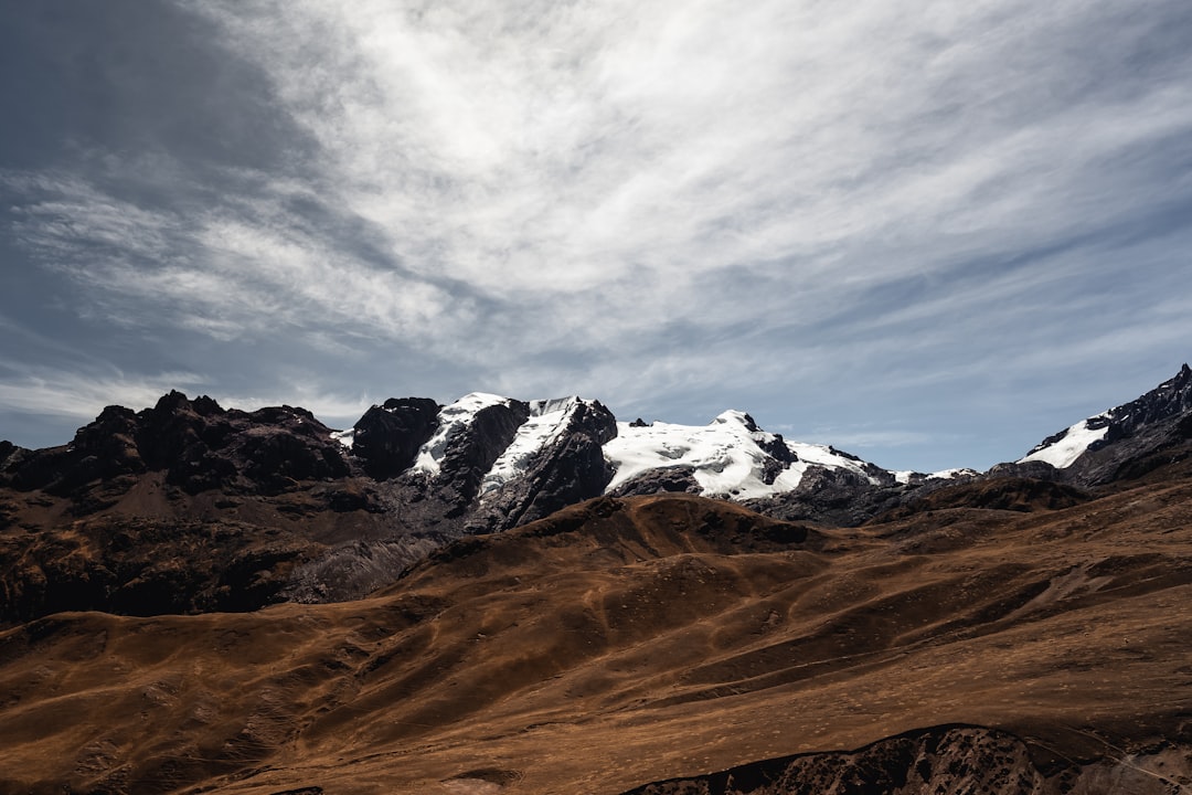 发现科罗普纳火山:秘鲁自然的瑰宝 - Mauca Llacta | Secret World Trip Planner