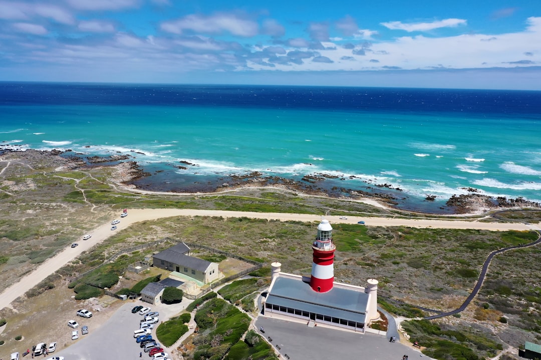 Découvrez le phare de Danger Point : Un trésor d'Afrique du Sud - Birkenhead | Secret World Trip Planner