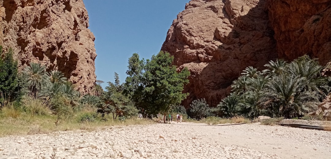 Wahiba Sands: Trekking durch die Dünen des Oman - Al Ghubrah Ash Shamaliyyah | Secret World Trip Planner