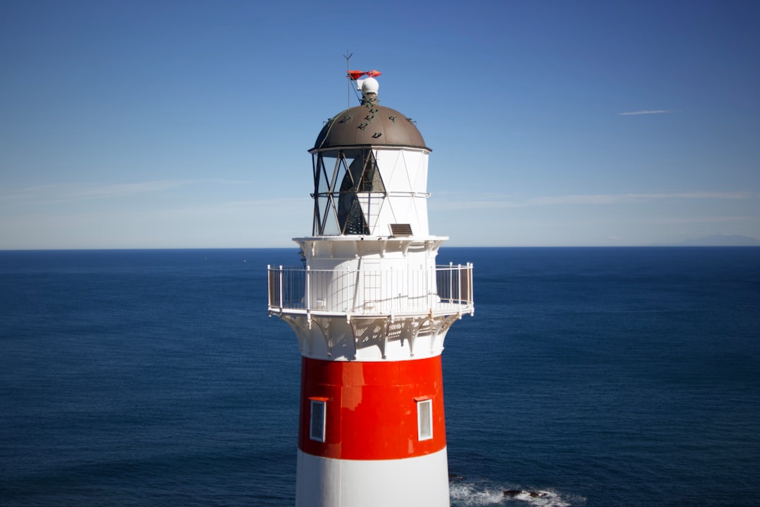 帕利瑟角灯塔:新西兰最古老的灯塔 - Cape Palliser 5772 | Secret World Trip Planner