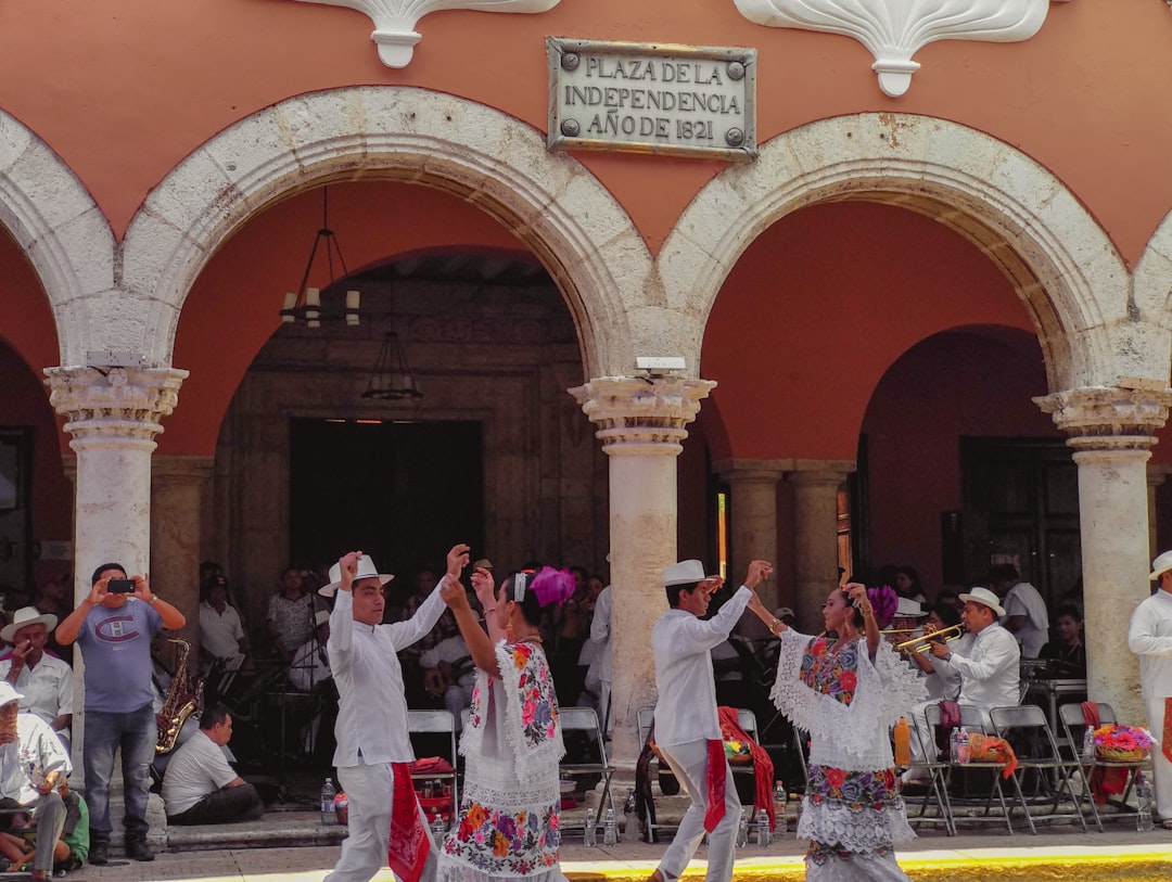 Scopri Cristo Rey: un viaggio tra cultura e passione in Messico - Creel | Secret World Trip Planner