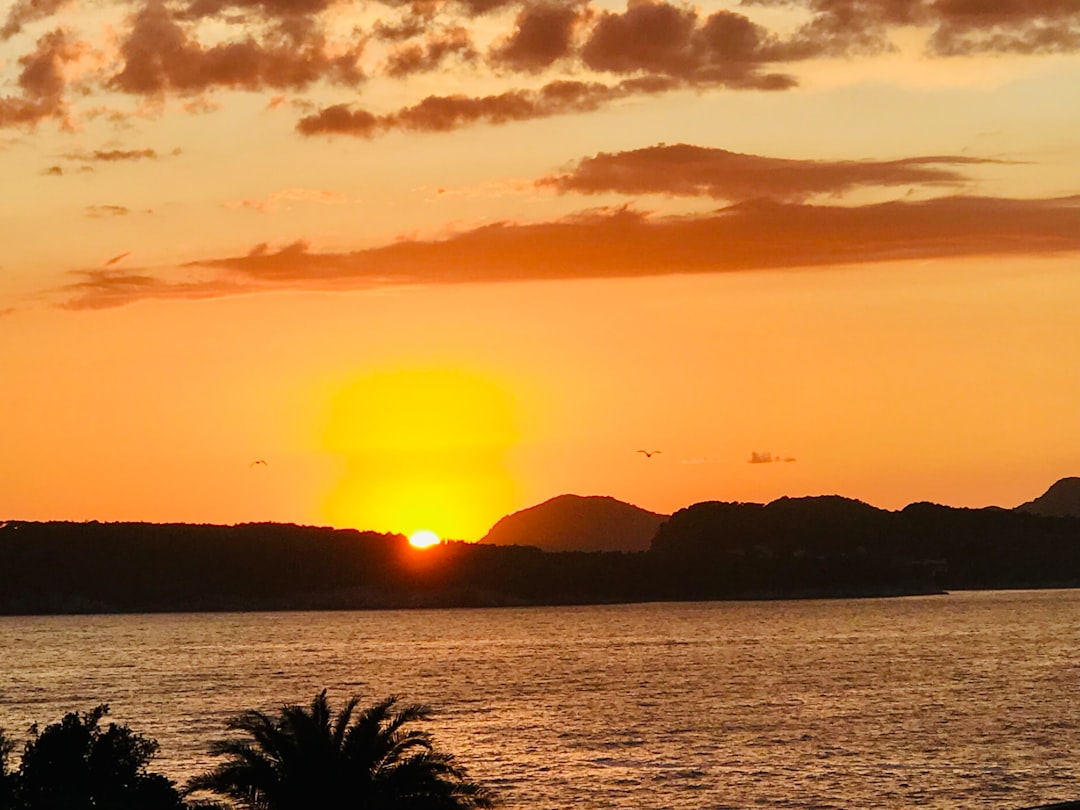 Oia a Santorini: el atardecer en la caldera - Unnamed Road | Secret World Trip Planner