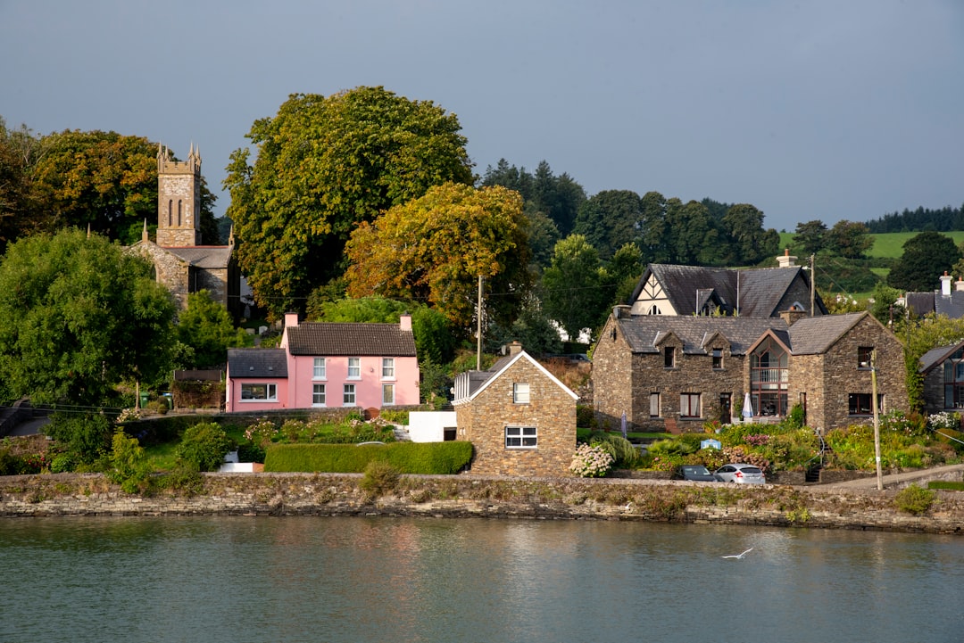 Miners' Village: Un viaje a la historia irlandesa - Knockfadda | Secret World Trip Planner