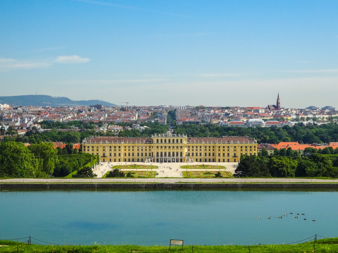 Vacanze Vienna low cost 2026: guida pratica per spendere poco - Vienna | Secret World Trip Planner