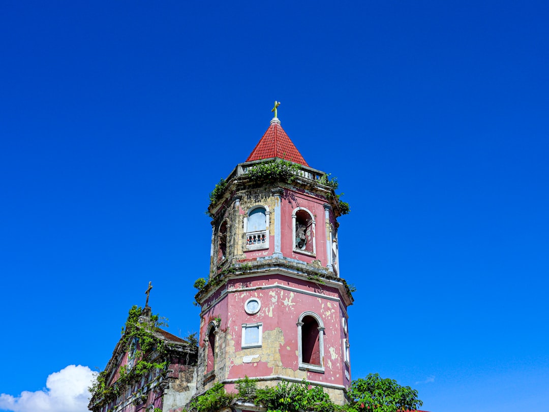 Découvrez la Punta Cruz Watchtower : Histoire et Beauté des Philippines - Maribojoc | Secret World Trip Planner