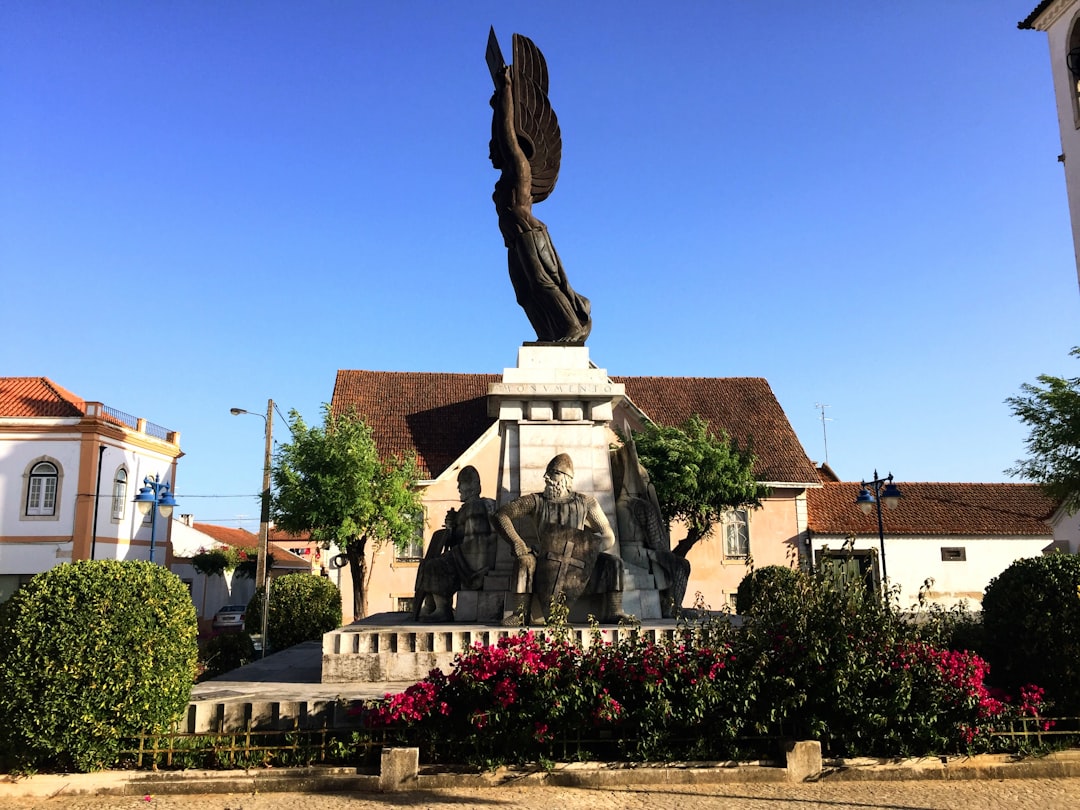 Che Guevara Statue in Santa Clara: Komplettführer - C26V+Q82 | Secret World Trip Planner