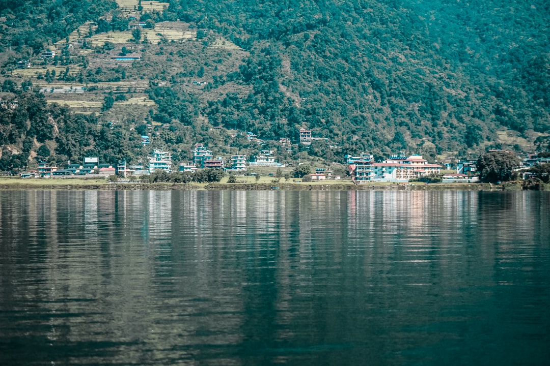 페와 호수, 포카라: 안나푸르나의 거울 - Lago Phewa | Secret World Trip Planner
