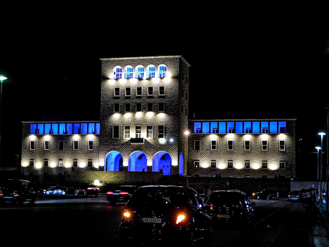 Descubra Mother Albania: um símbolo de identidade nacional - Tiranë | Secret World Trip Planner