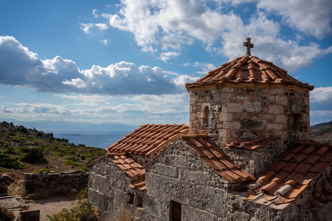 Descubra Saint Charalambos: um tesouro histórico na Grécia - 2W2F+6C | Secret World Trip Planner