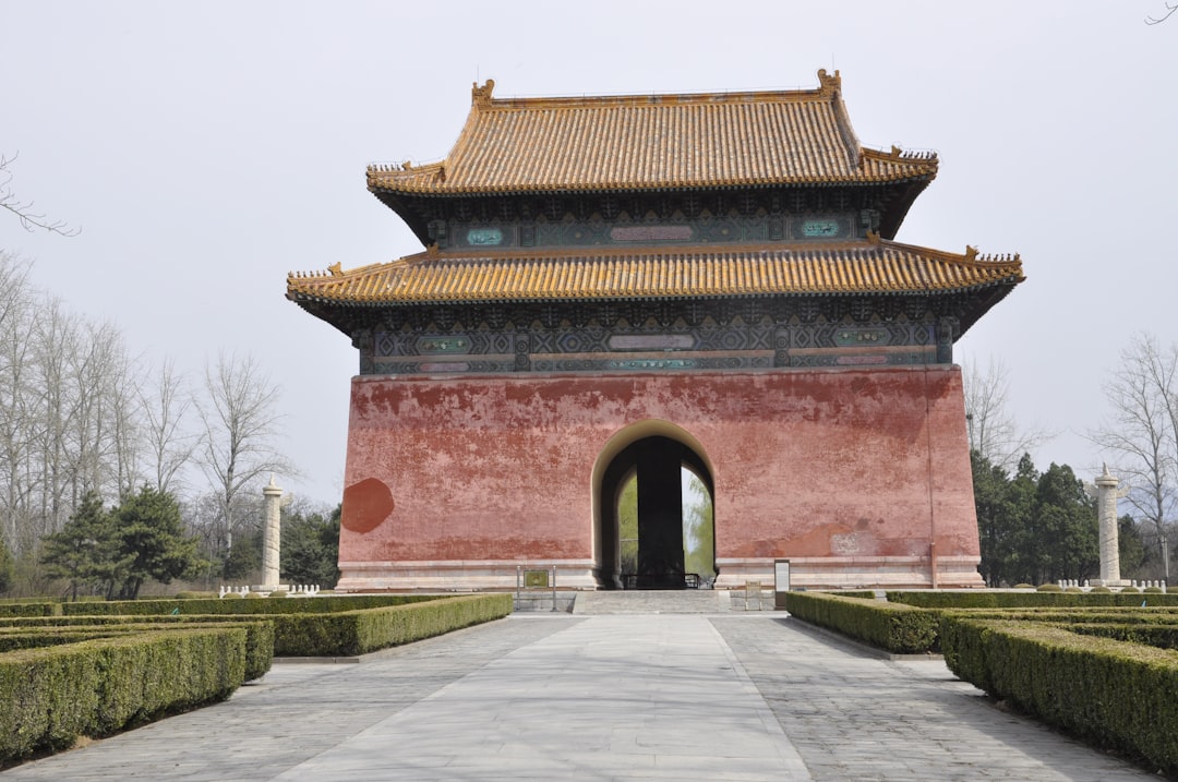 西安の秦の始皇帝の霊廟 - Xi'an | Secret World Trip Planner