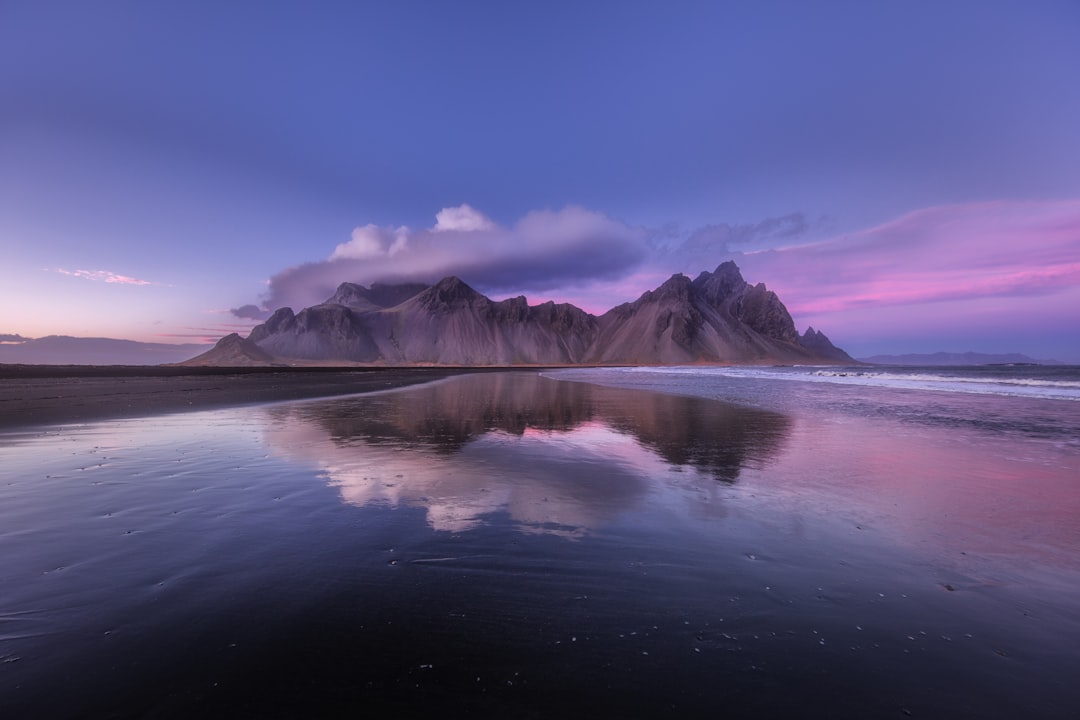 Descubre Hvannadalshnúkur: la cumbre más alta de Islandia | Secret World Trip Planner