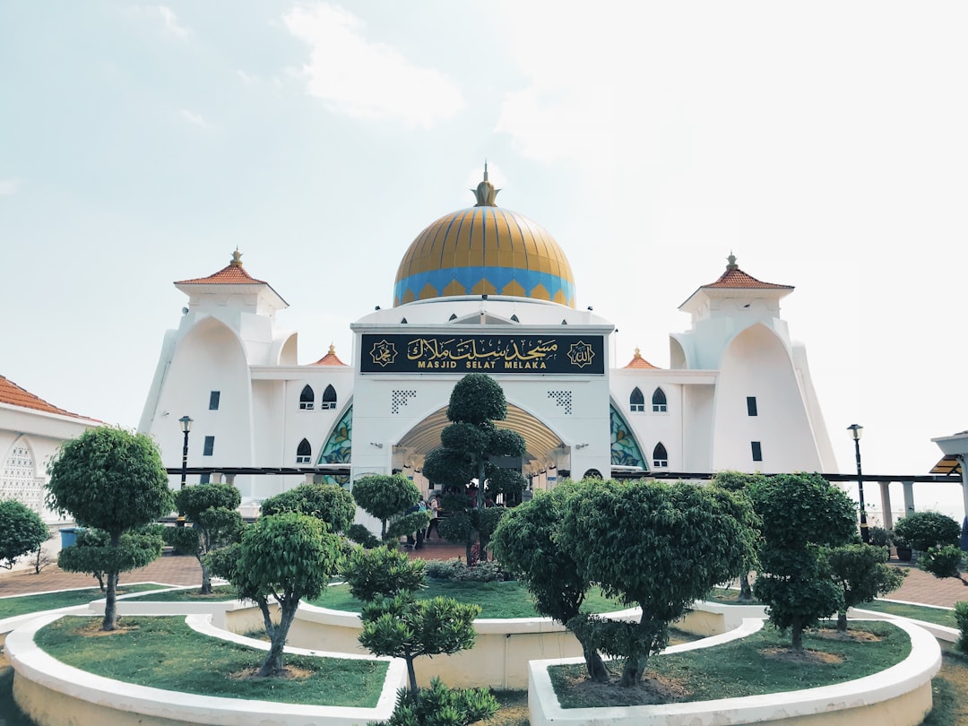 Masjid Al-Falah: 말레이시아 카장에 있는 문화 보석 - Kajang | Secret World Trip Planner