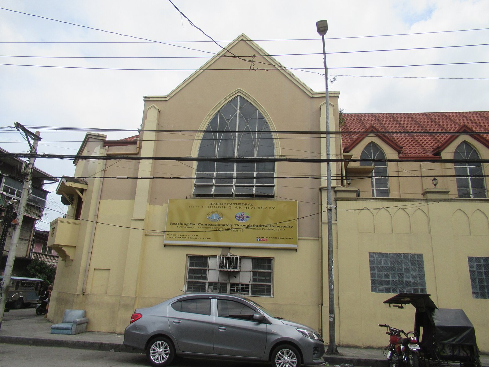 Descubre la Catedral IEMELIF en Kalookan, Metro Manila - Quezon City | Secret World Trip Planner