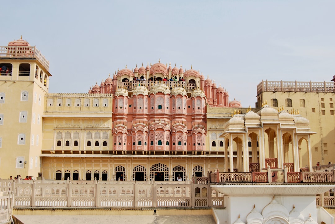 ジャイプール宮殿:ムガール建築の王室博物館 - Jaipur | Secret World Trip Planner