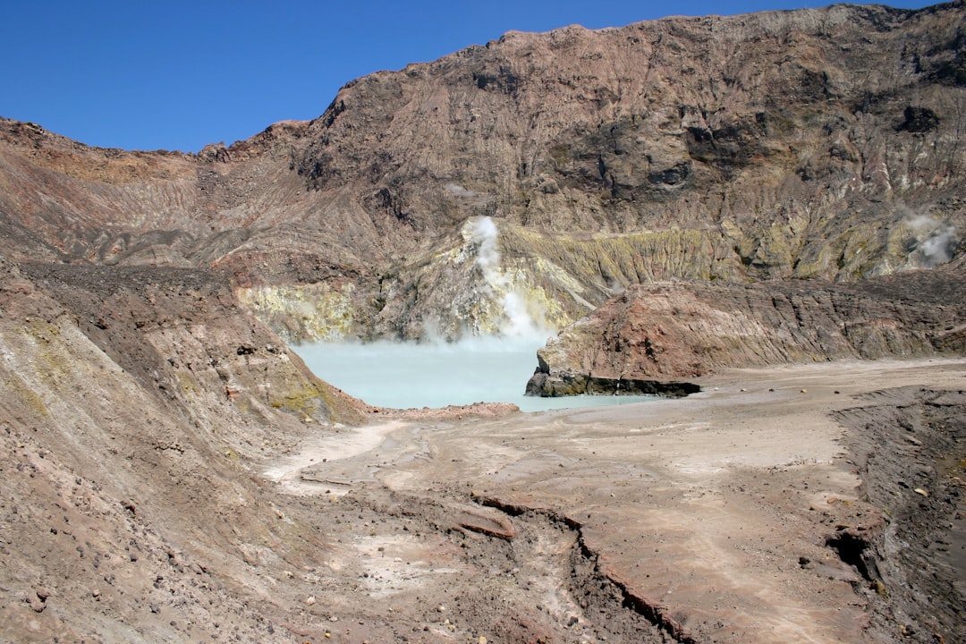Whakaari/White Island: o vulcão marinho da Nova Zelândia - Whakaari/White Island | Secret World Trip Planner