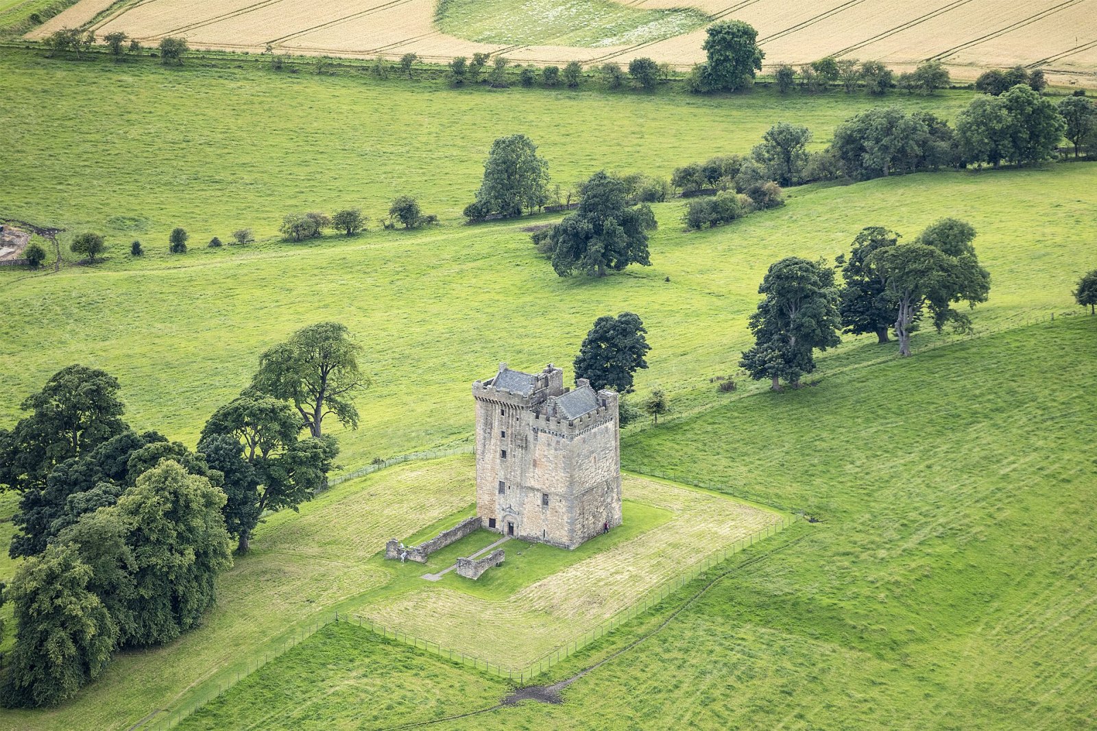 Entdecke The Tower: Eine Reise durch die Geschichte der Rockmusik in Schottland - Edinburgh | Secret World Trip Planner