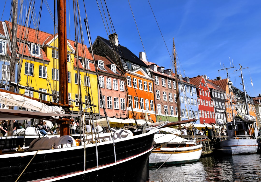 Секретный мир против Wanderlog: лучший планировщик поездок в Копенгаген 2026 - Copenaghen | Secret World Trip Planner
