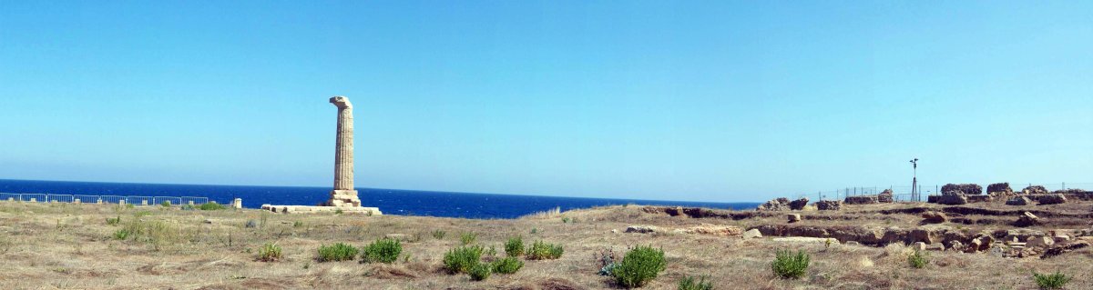 Capo Colonna: The Lighthouse and Hera's Temple in Crotone - SP50 | Secret World Trip Planner