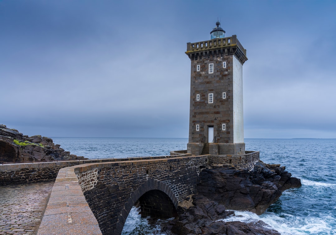 Farol de Albarnaz: el faro solitario de Azores - Estr. do Farol | Secret World Trip Planner