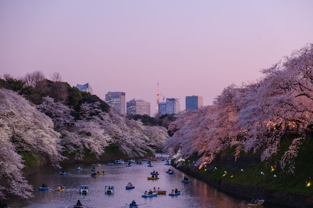 Секретный мир против TripIt: какая апп победит в Токио 2026 - Tokyo | Secret World Trip Planner