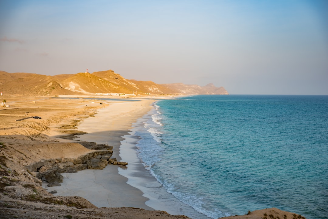 Descubra Jibal Asasimah: um canto de natureza intocada no Omã — Dibba Al-Baya