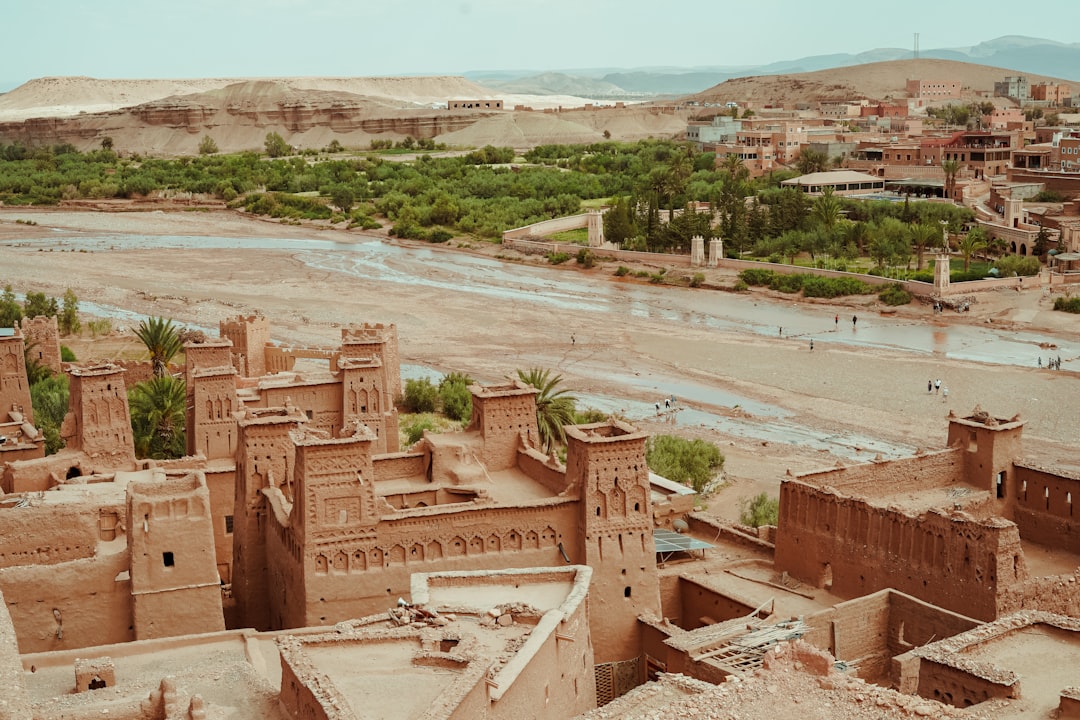 Descubre Jebel Hadid: un tesoro natural en Marruecos - R5JG+R3 Aït Abi | Secret World Trip Planner