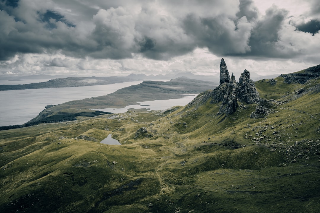 探索斯戈尔·南·菲安纳伊德:苏格兰一片原始自然的角落 - MXH7+Q4 Ballachulish | Secret World Trip Planner