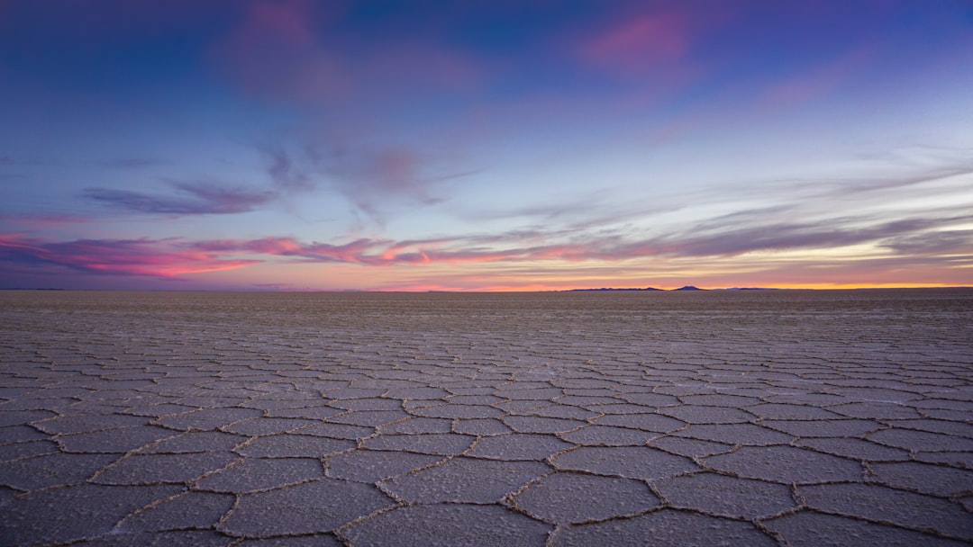 Salar de Uyuni: o deserto de sal da Bolívia - Av. Ferroviaria | Secret World Trip Planner