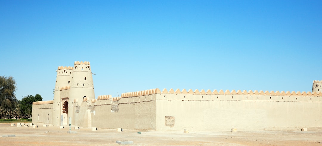 Jebel Shams: o Grand Canyon do Omã a 3.009 metros - 64PX+PCX | Secret World Trip Planner