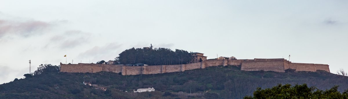 Monte Hacho : le phare où l'Afrique voit l'Europe - VPW5+FQ | Secret World Trip Planner